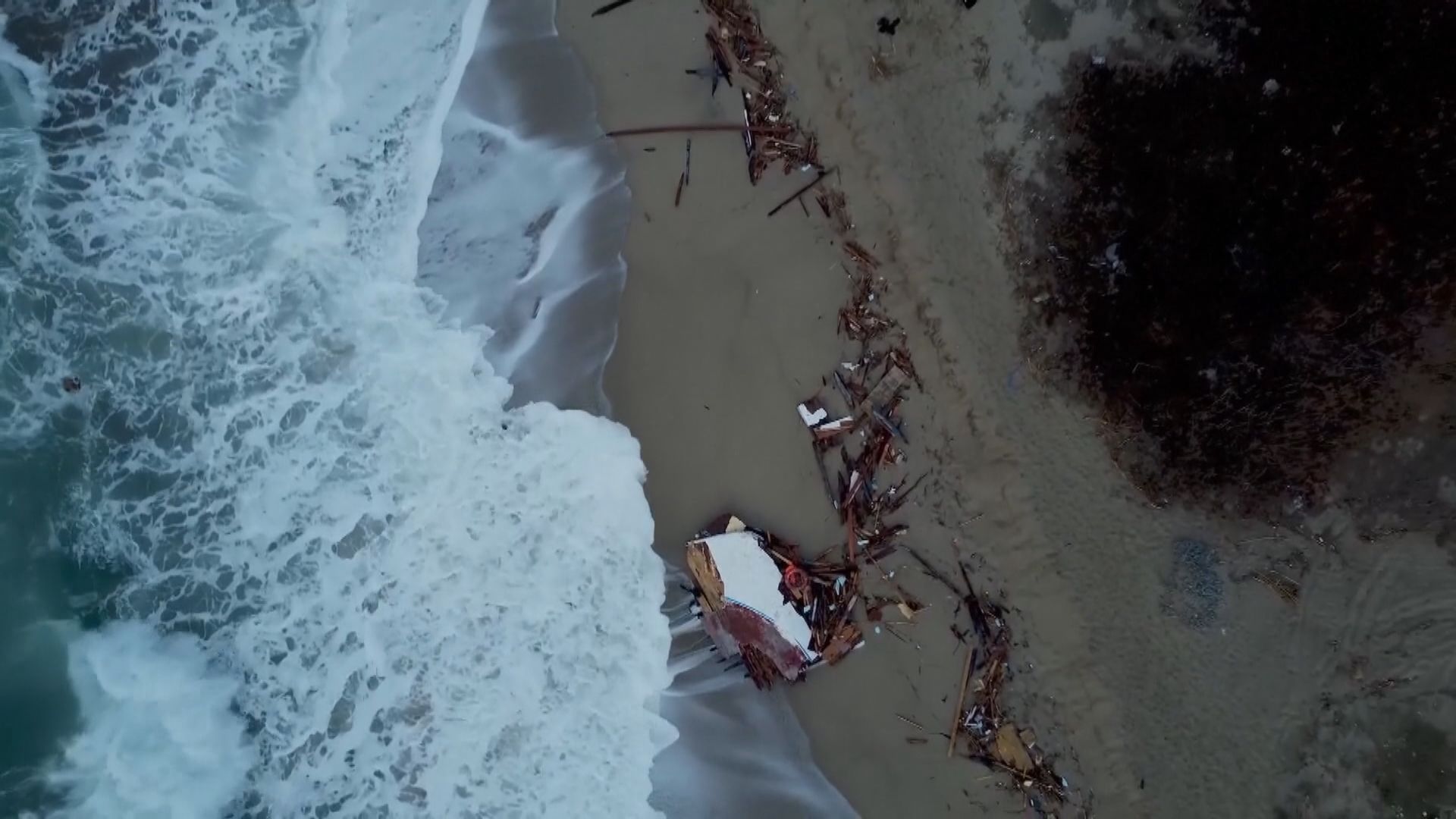 意大利南部難民船觸礁沉沒　總理梅洛尼承諾致力防範非法移民入境
