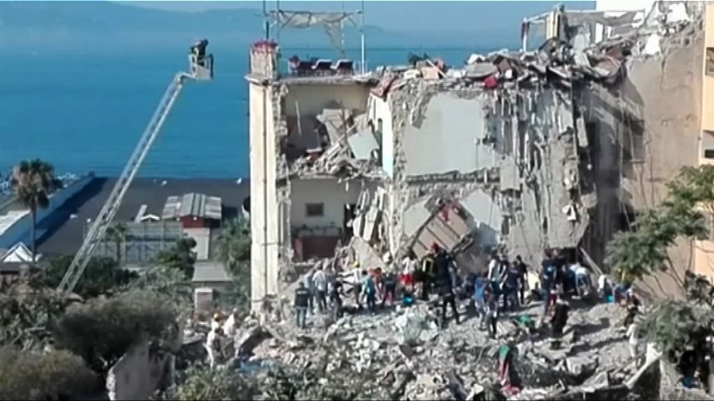 意大利五層住宅倒塌至少埋八人