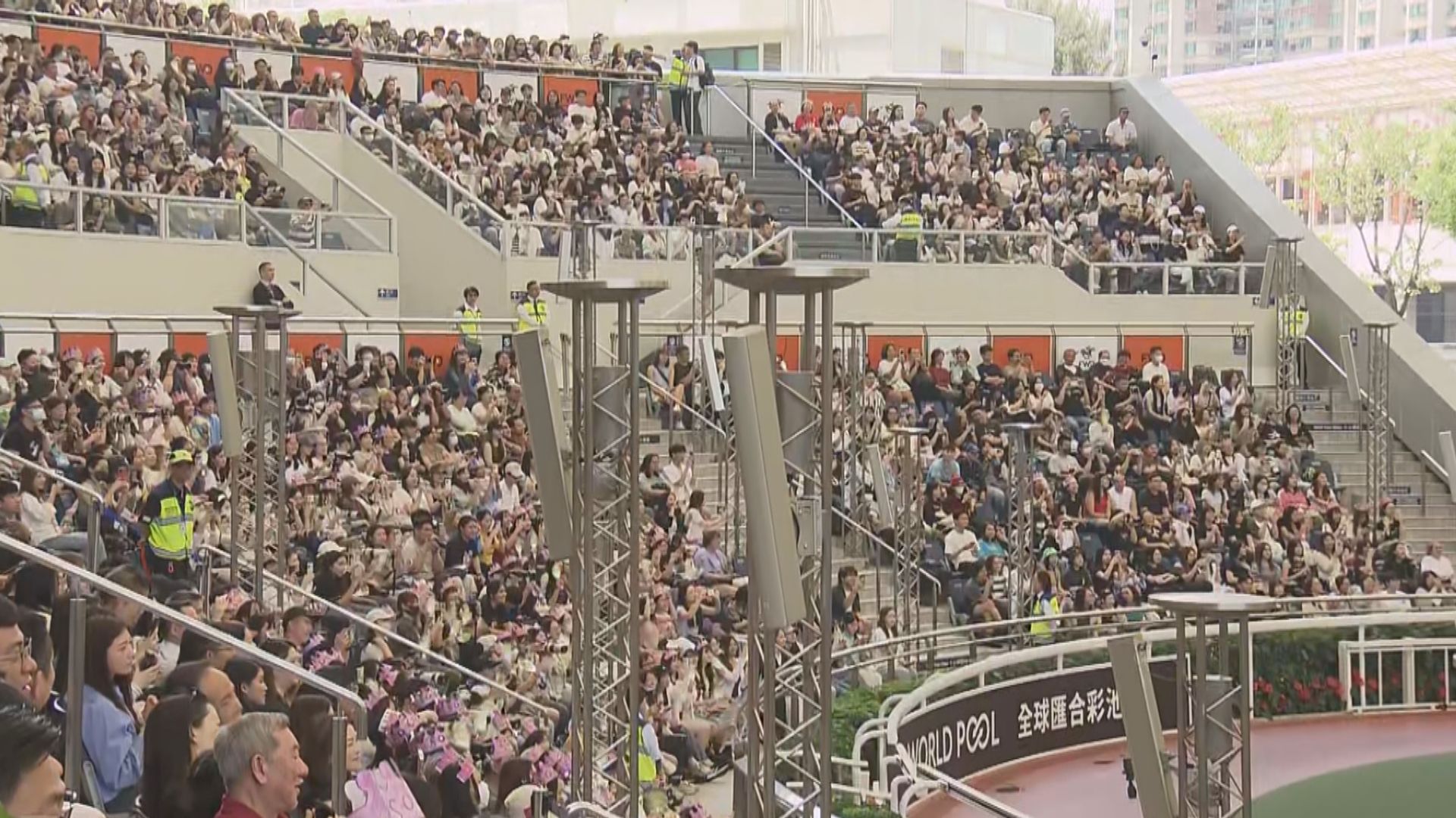 沙田馬場舉行富衛保險冠軍賽馬日