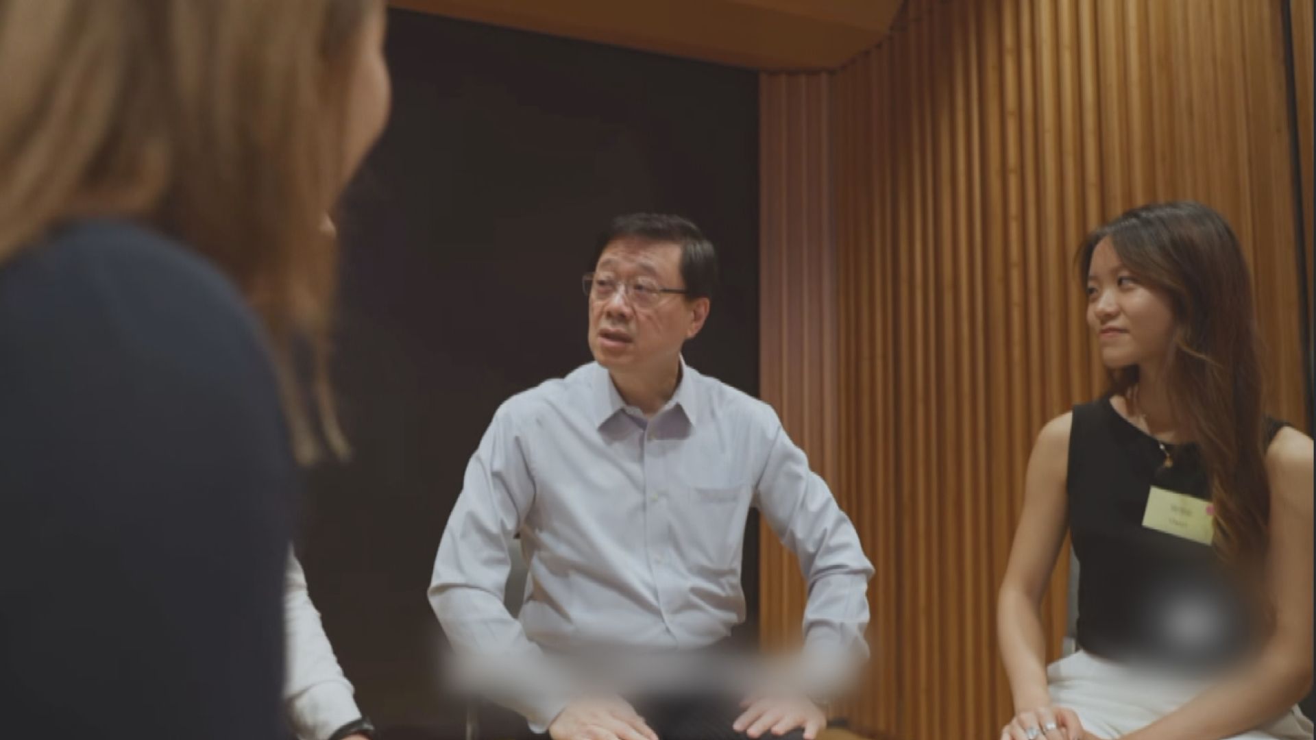 李家超訪科大 聽取學生對施政報告意見