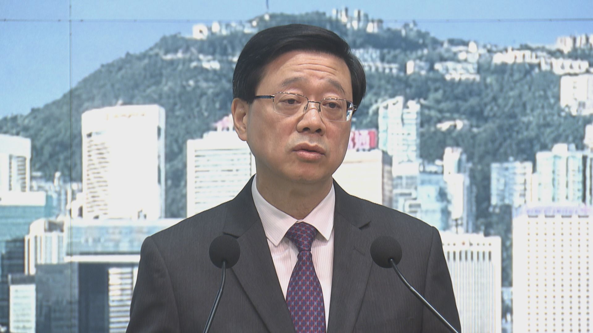 英國商貿官員莊敦文訪港　李家超：歡迎任何國家的官員來港