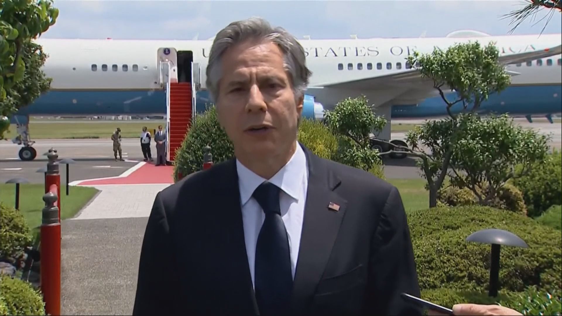 布林肯到訪日本與岸田文雄短暫會面　對安倍逝世表達哀悼