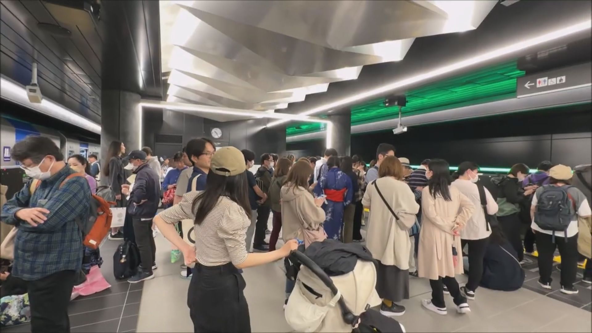 大阪中央線昨晚短暫停駛　世博會車站數千人滯留