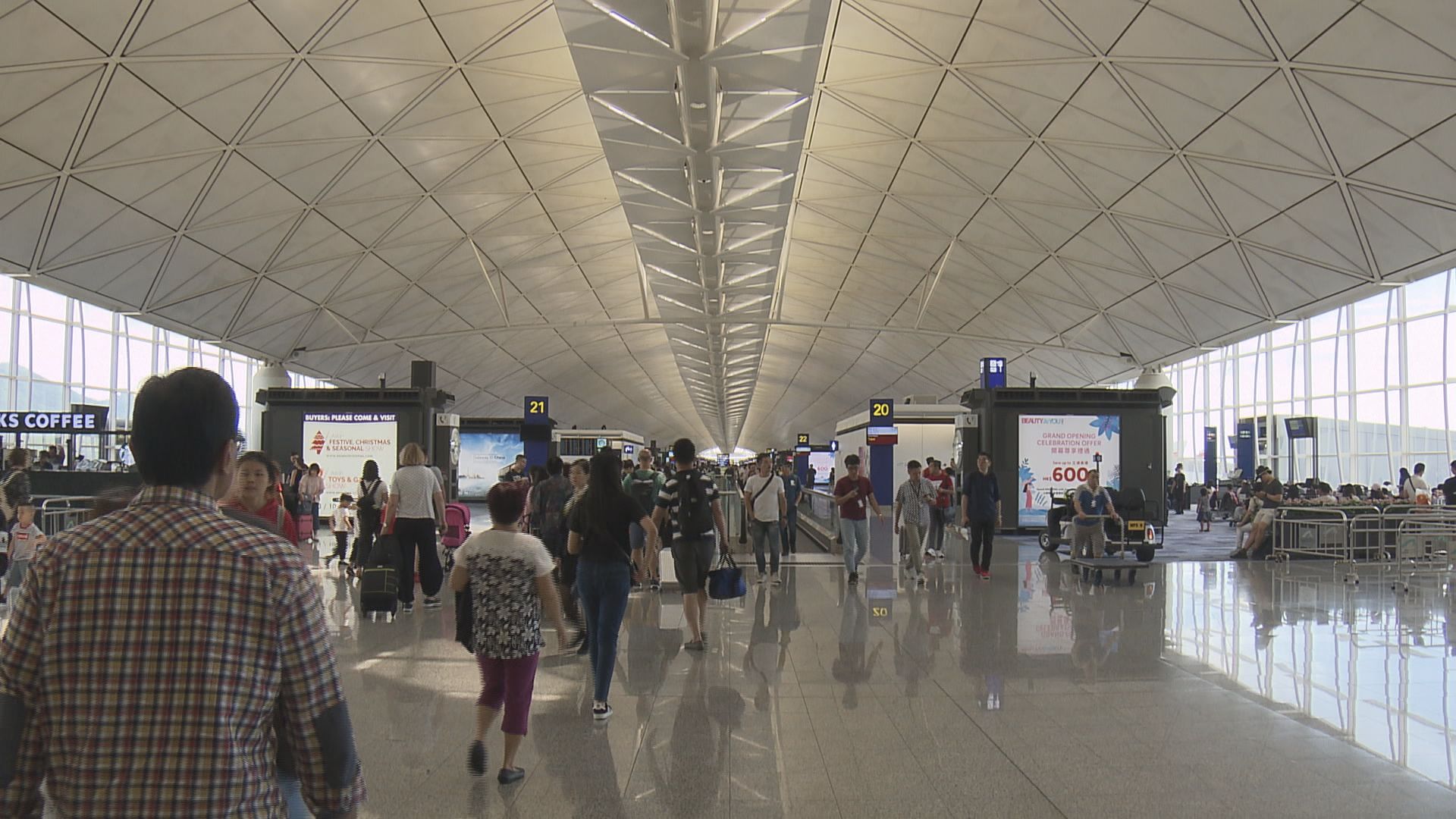 本港29班往來大阪航班取消