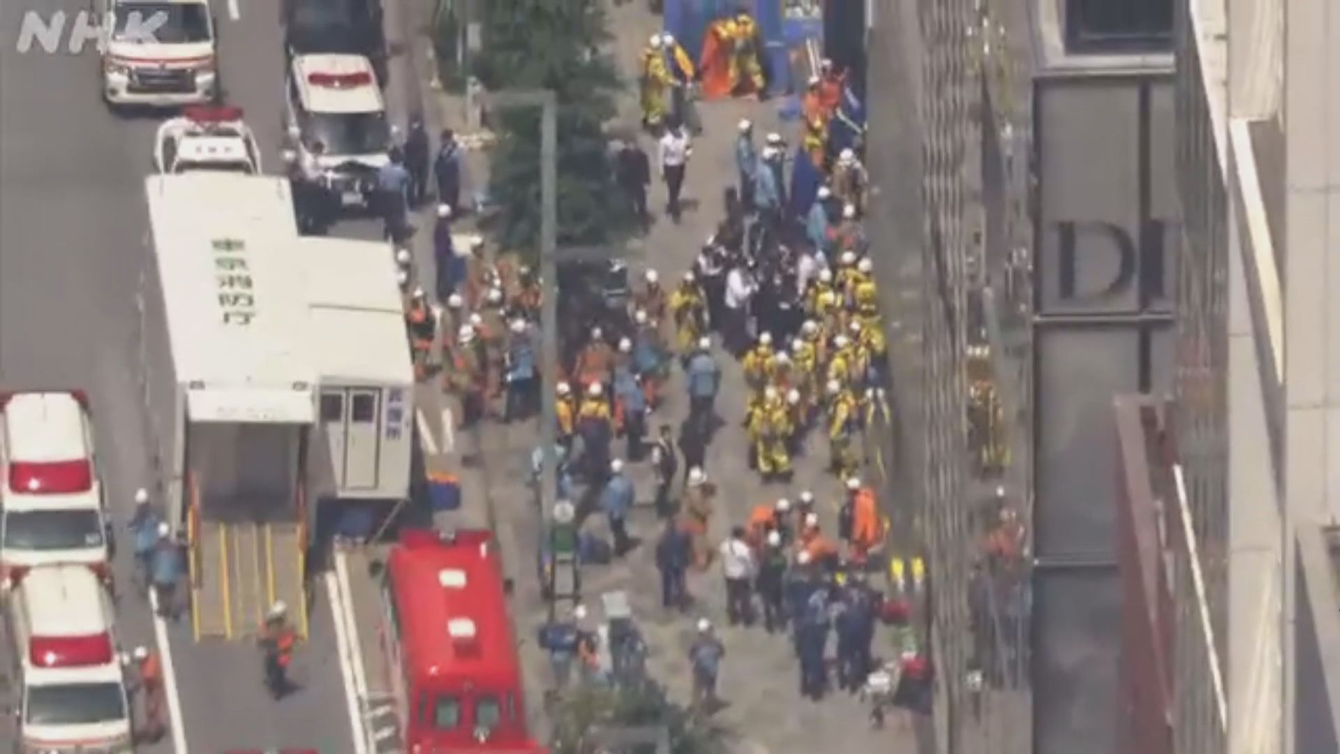 東京銀座商場「Ginza Six」出現刺激氣味多人不適　大批消防及警員趕到現場
