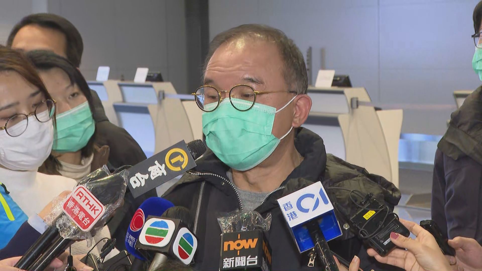 84名港人乘港府第二班包機返港　另有20人未能登機