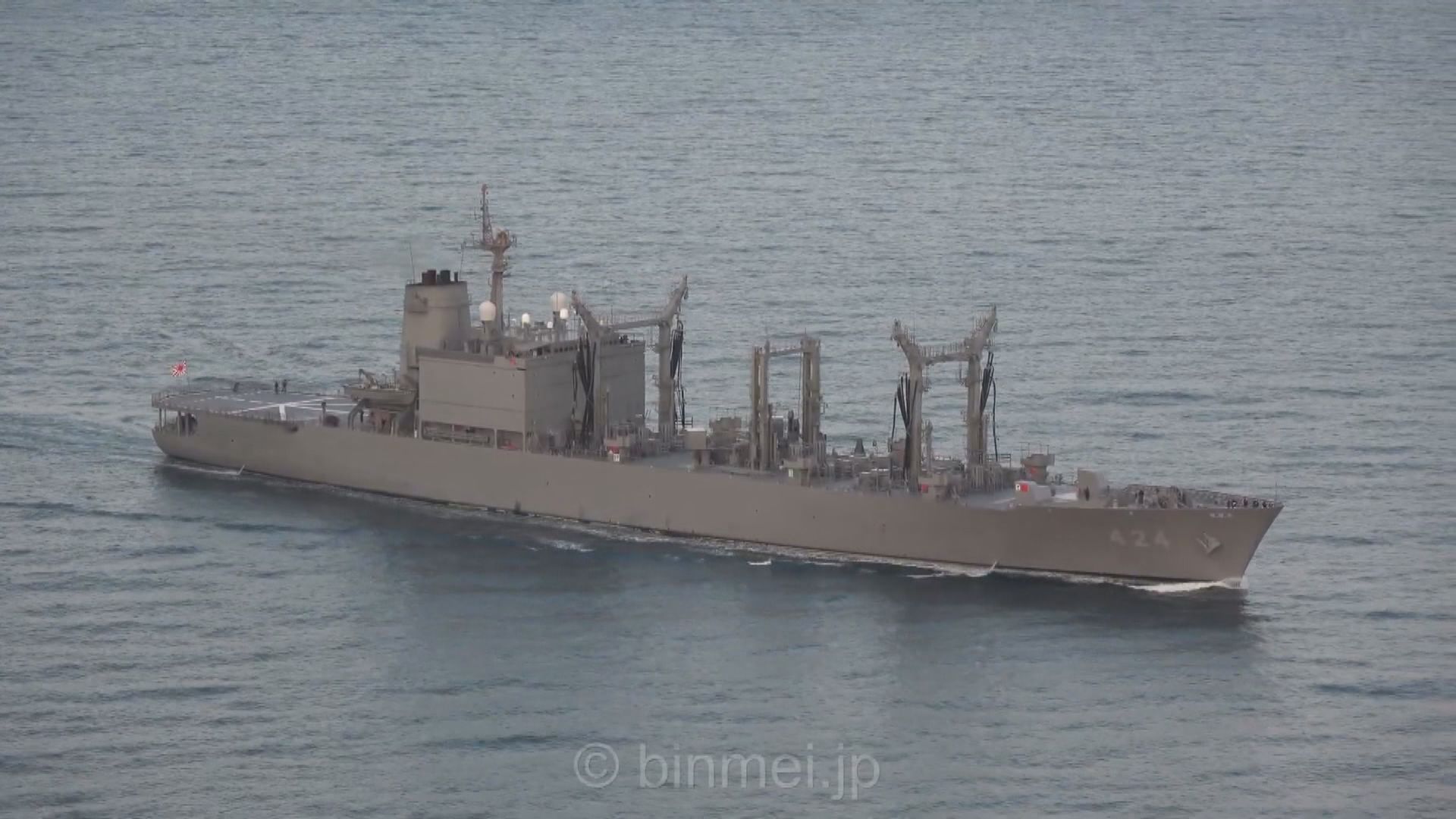 日本與印度在東海作補給演練