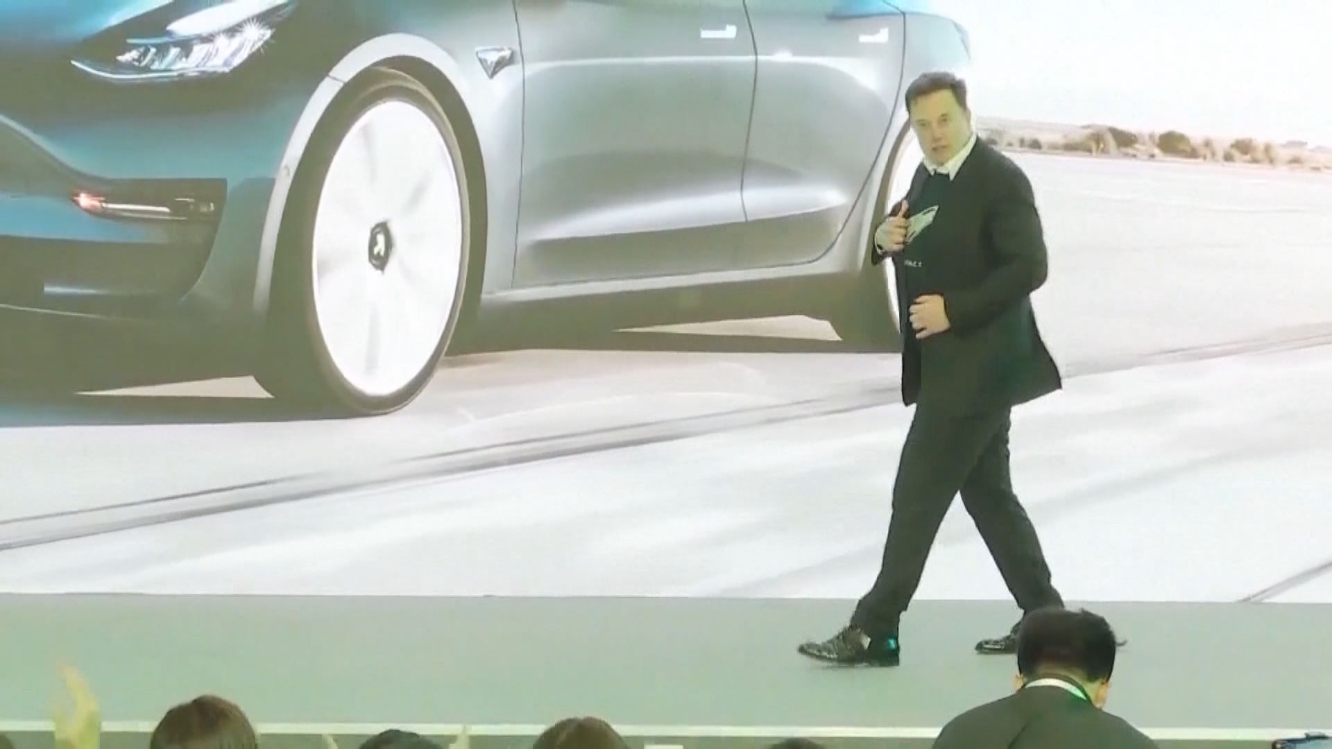 Tesla行政總裁馬斯克九年來首次訪問日本