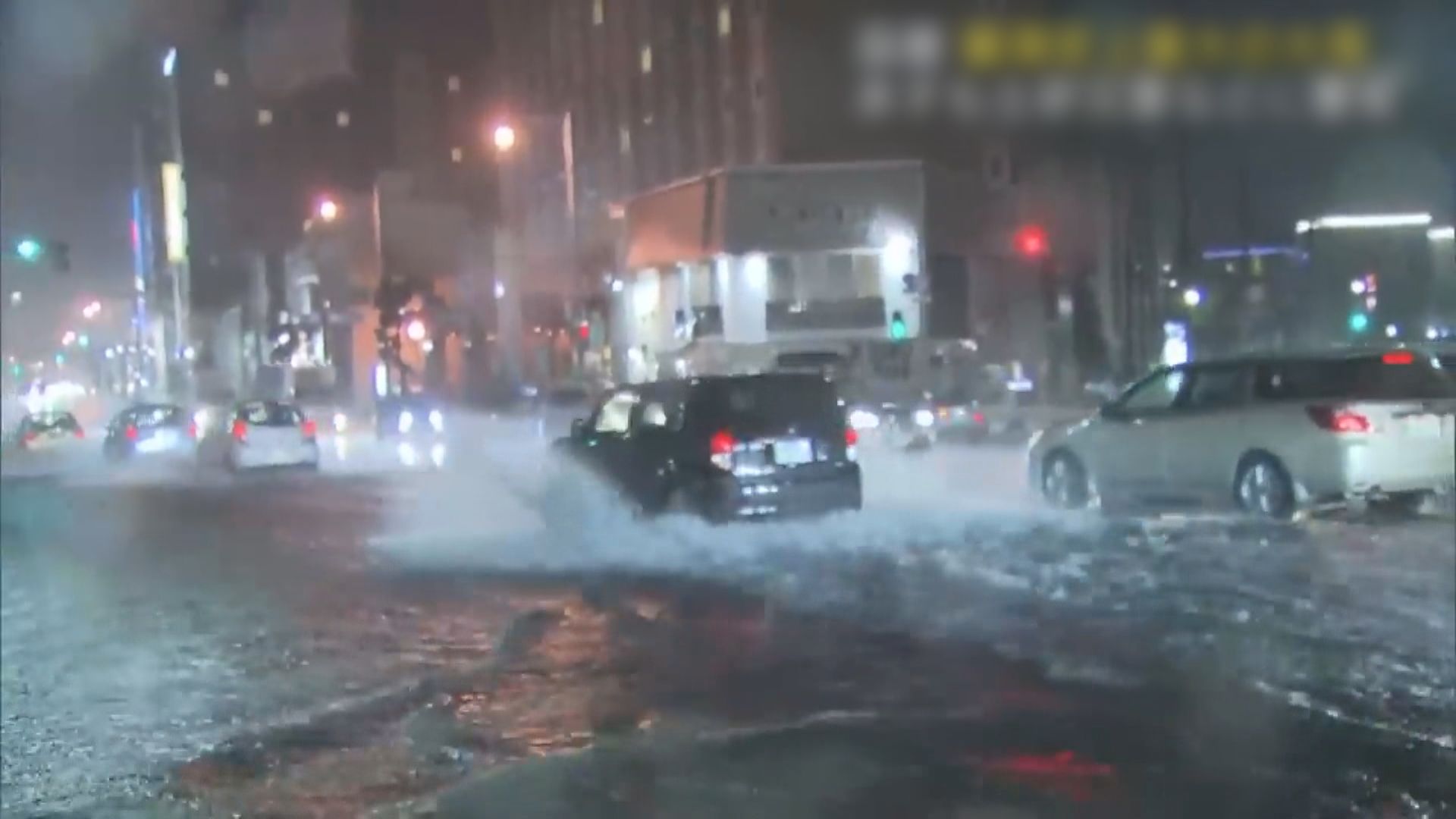 日本青森縣和北海道下暴雨