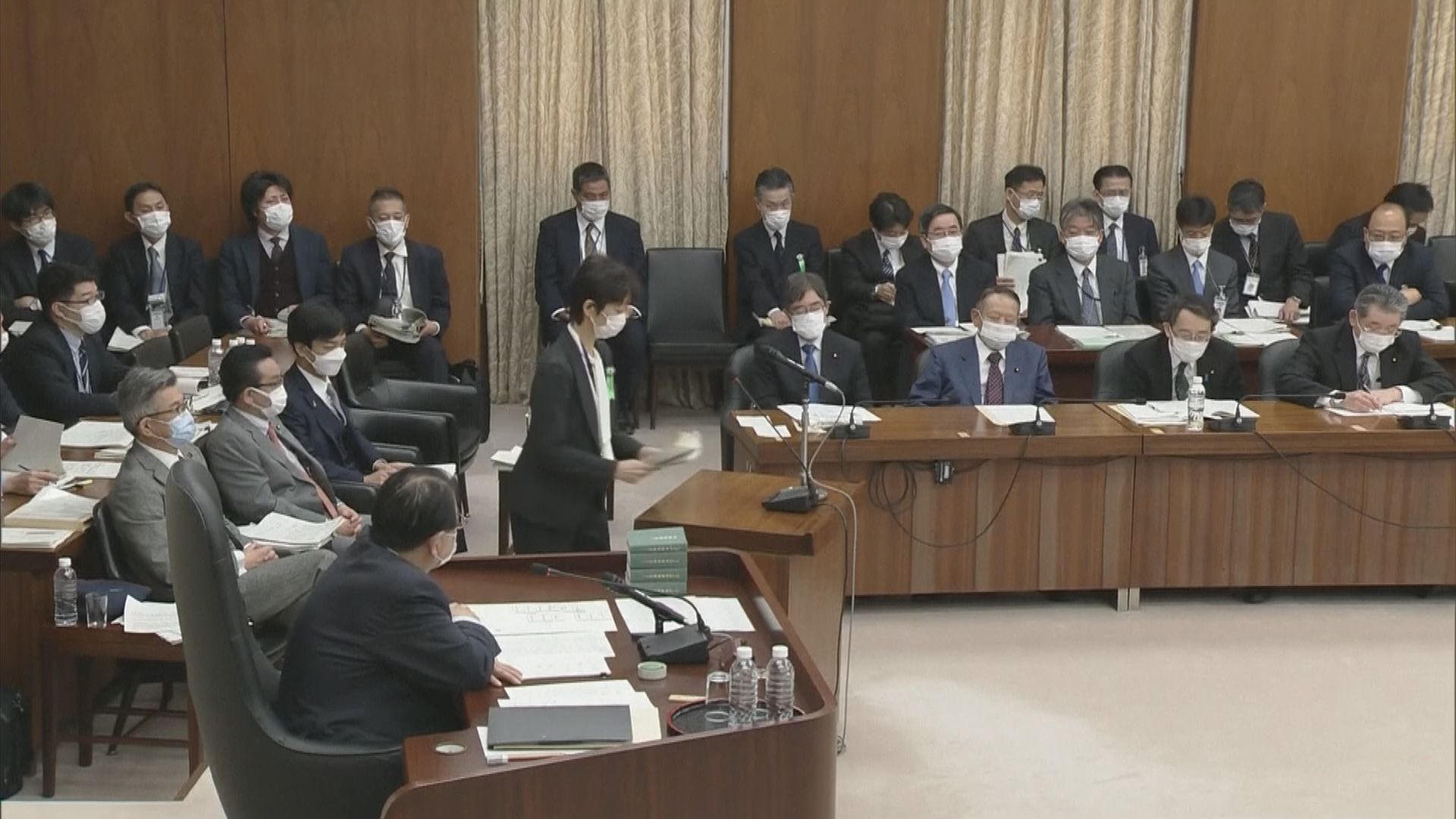 曾捲入飯局醜聞　日內閣廣報官山田真貴子請辭獲批准