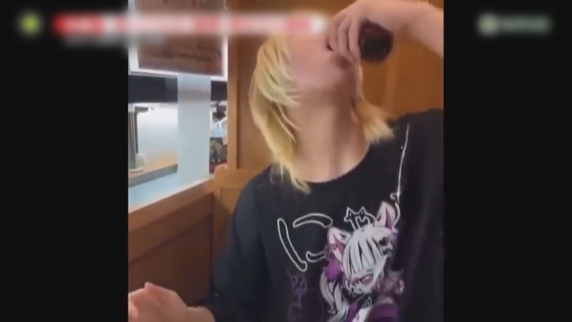 日本三男女壽司店舔豉油樽被捕