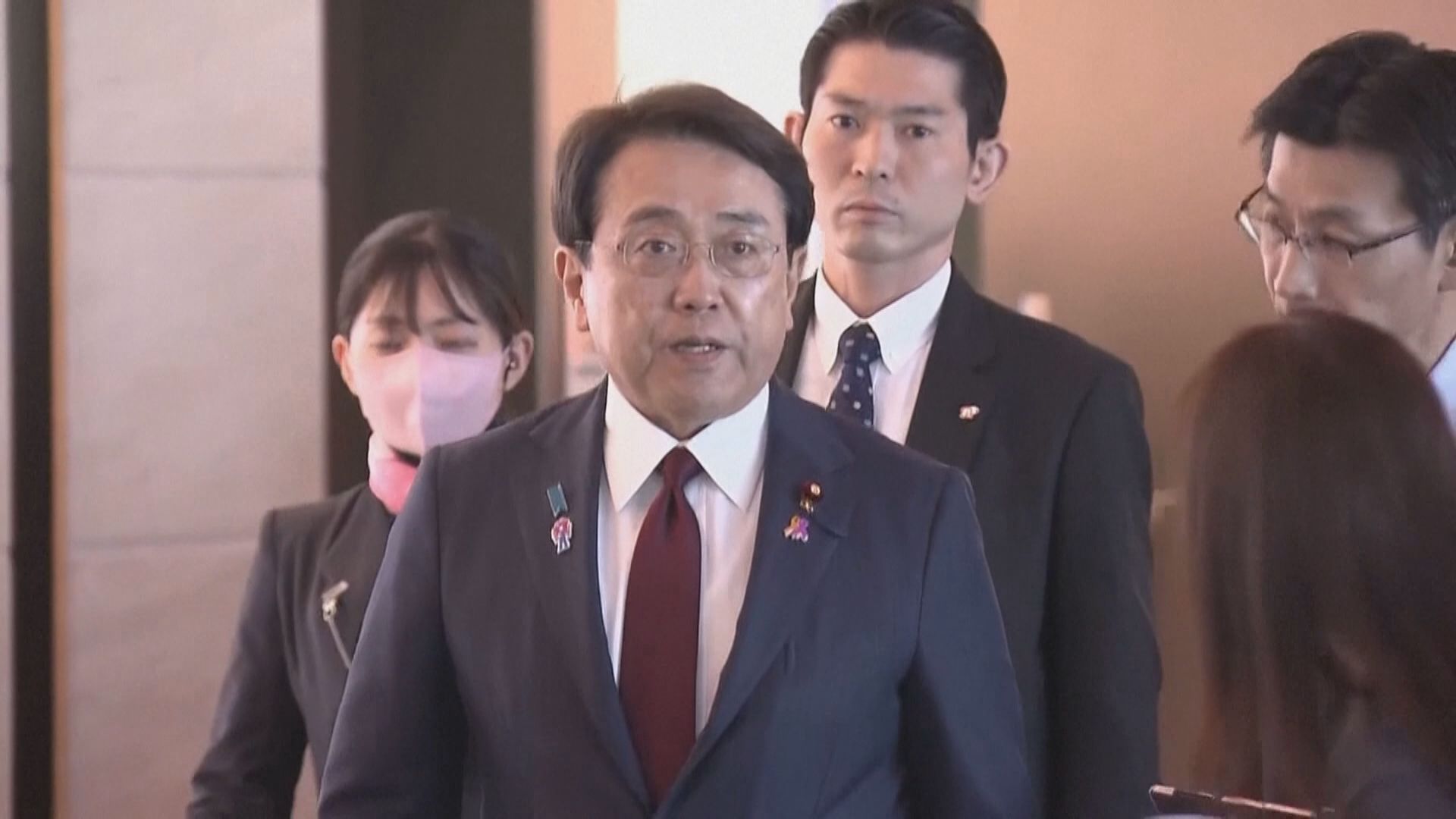 日本經濟再生大臣赴美開展關稅談判