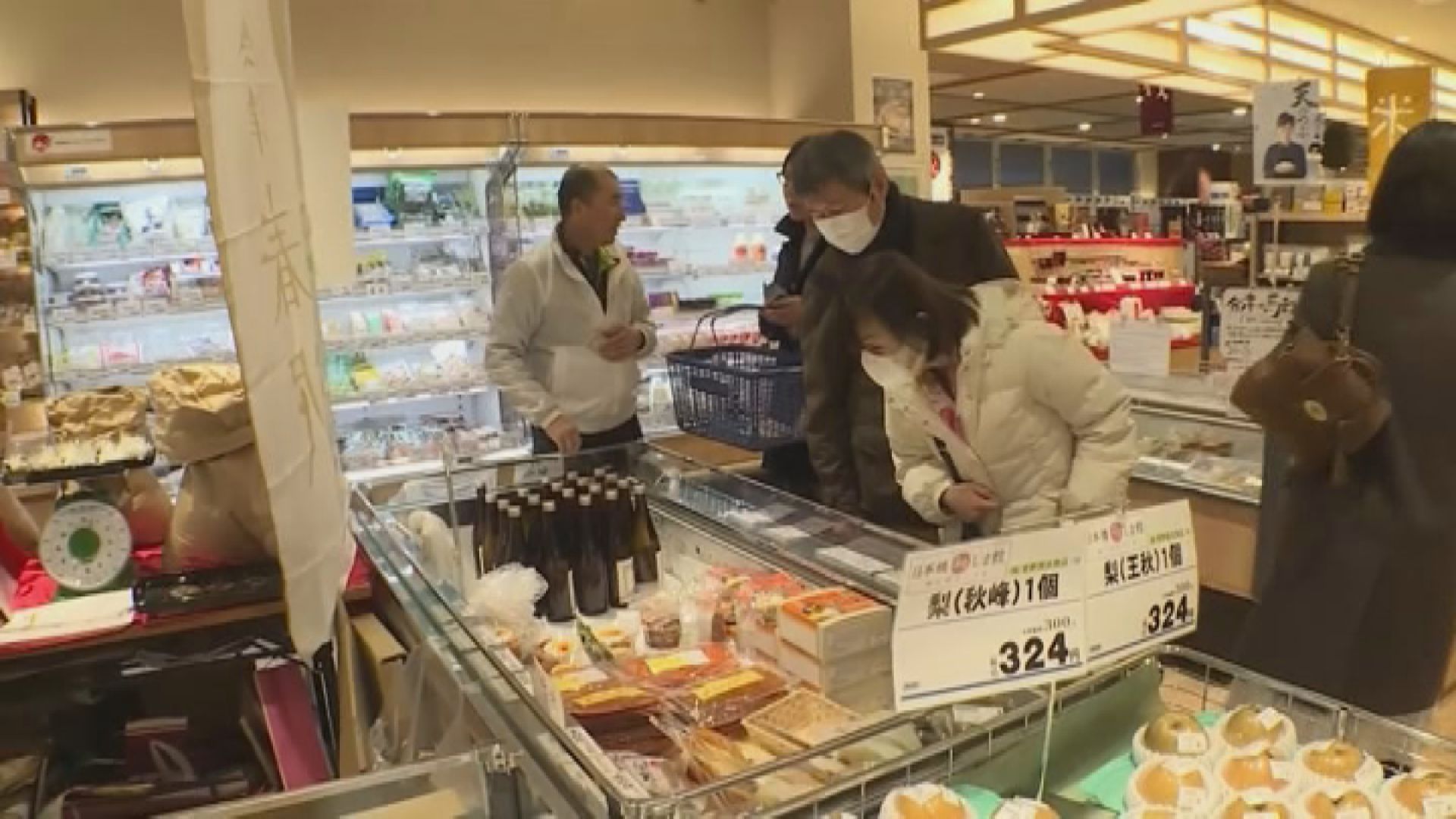 安倍將宣布提高消費稅至百分之十