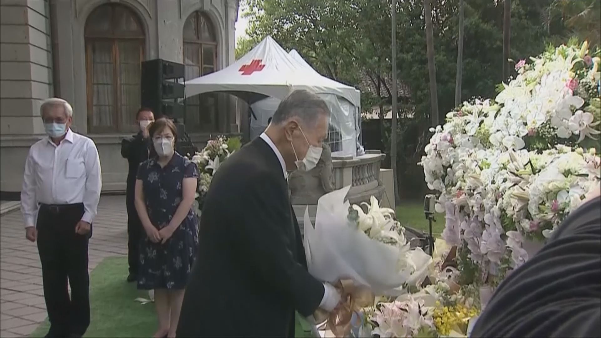 日前首相森喜朗到台北弔唁李登輝前總統