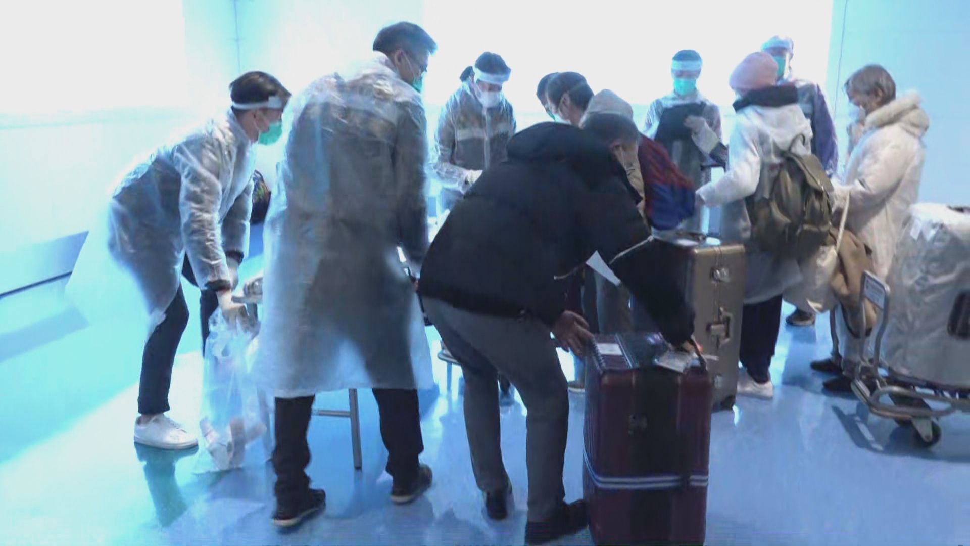 據了解政府第二班包機延遲至周五起飛