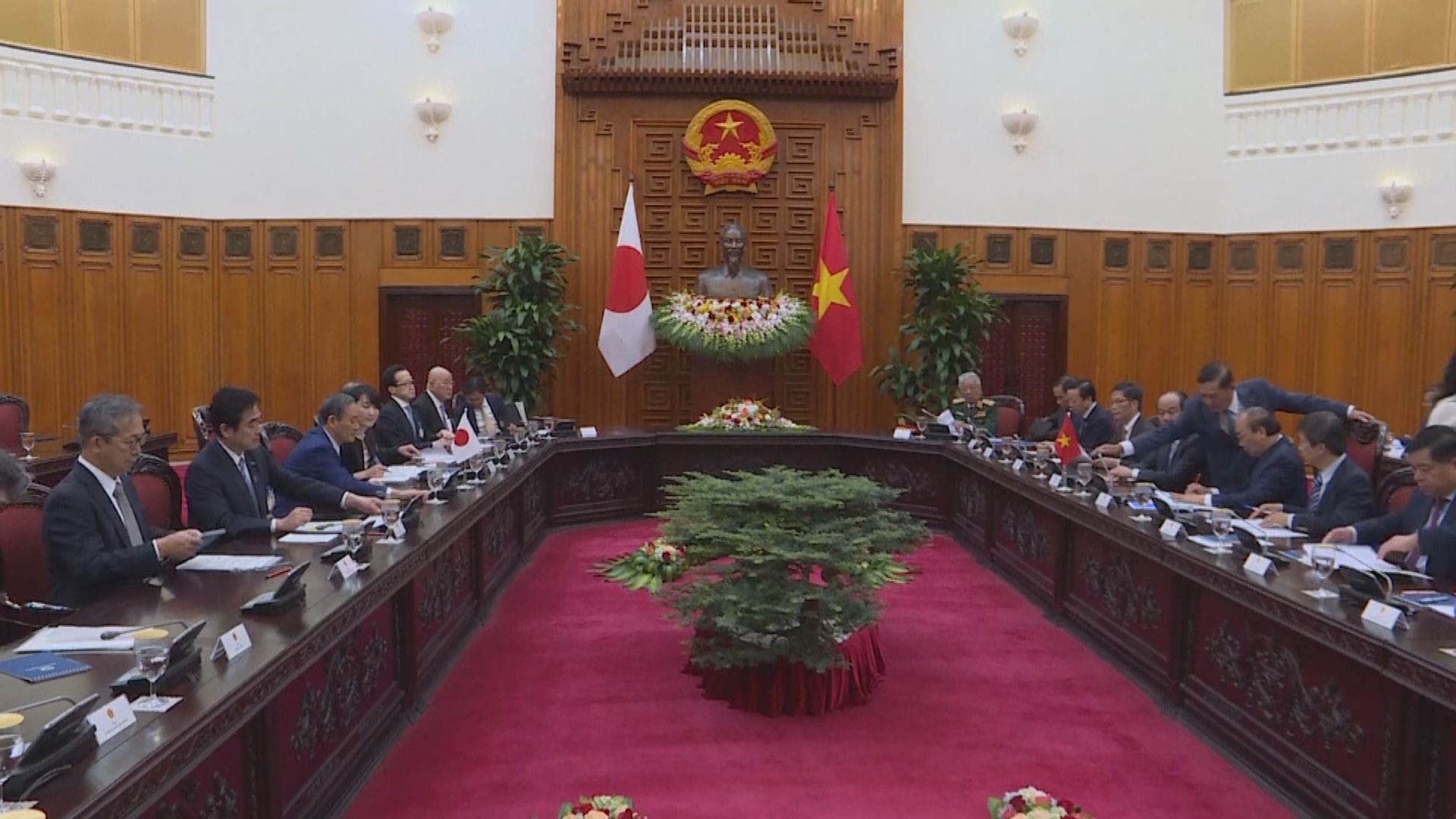 菅義偉晤越南總理　同意加強雙邊合作