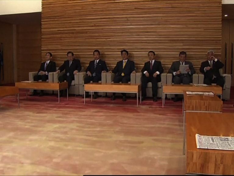 民調顯示安倍內閣支持率跌破四成