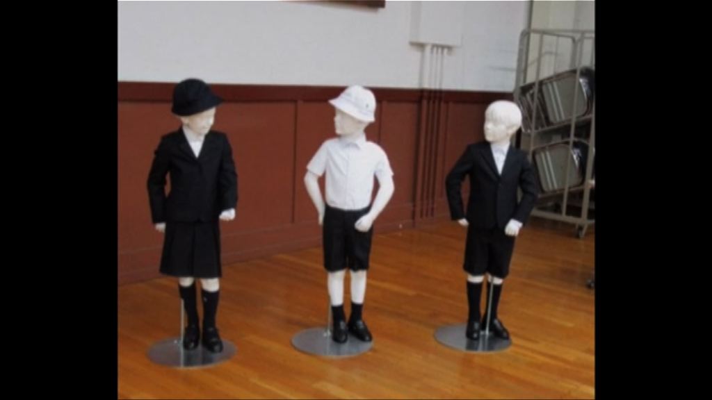 日本公立小學校服以名牌設計惹爭議