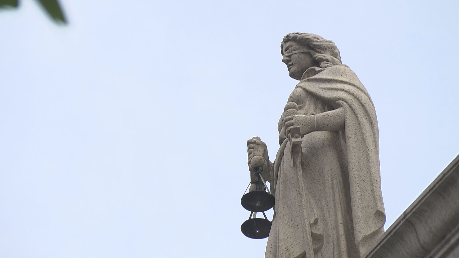 總裁判官：不會以行政職能干預司法決定