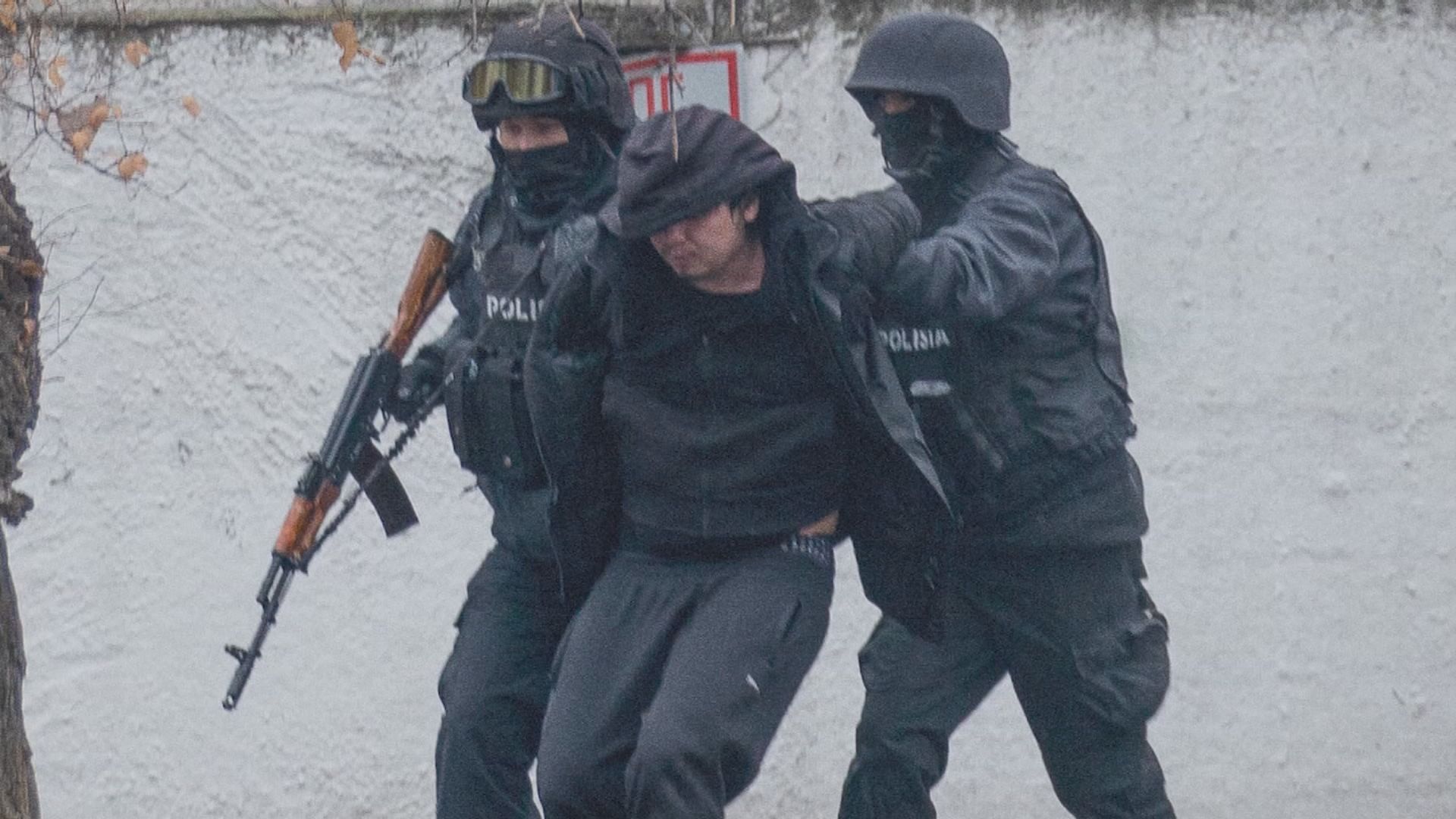 哈薩克拘捕示威者行動持續