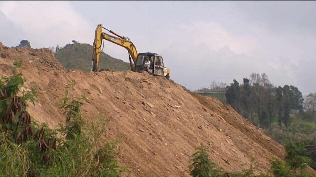 泥頭山業主周二展緊急噴漿工程