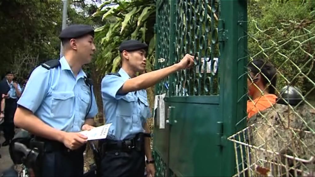 警方將軍澳西貢進行反爆竊行動