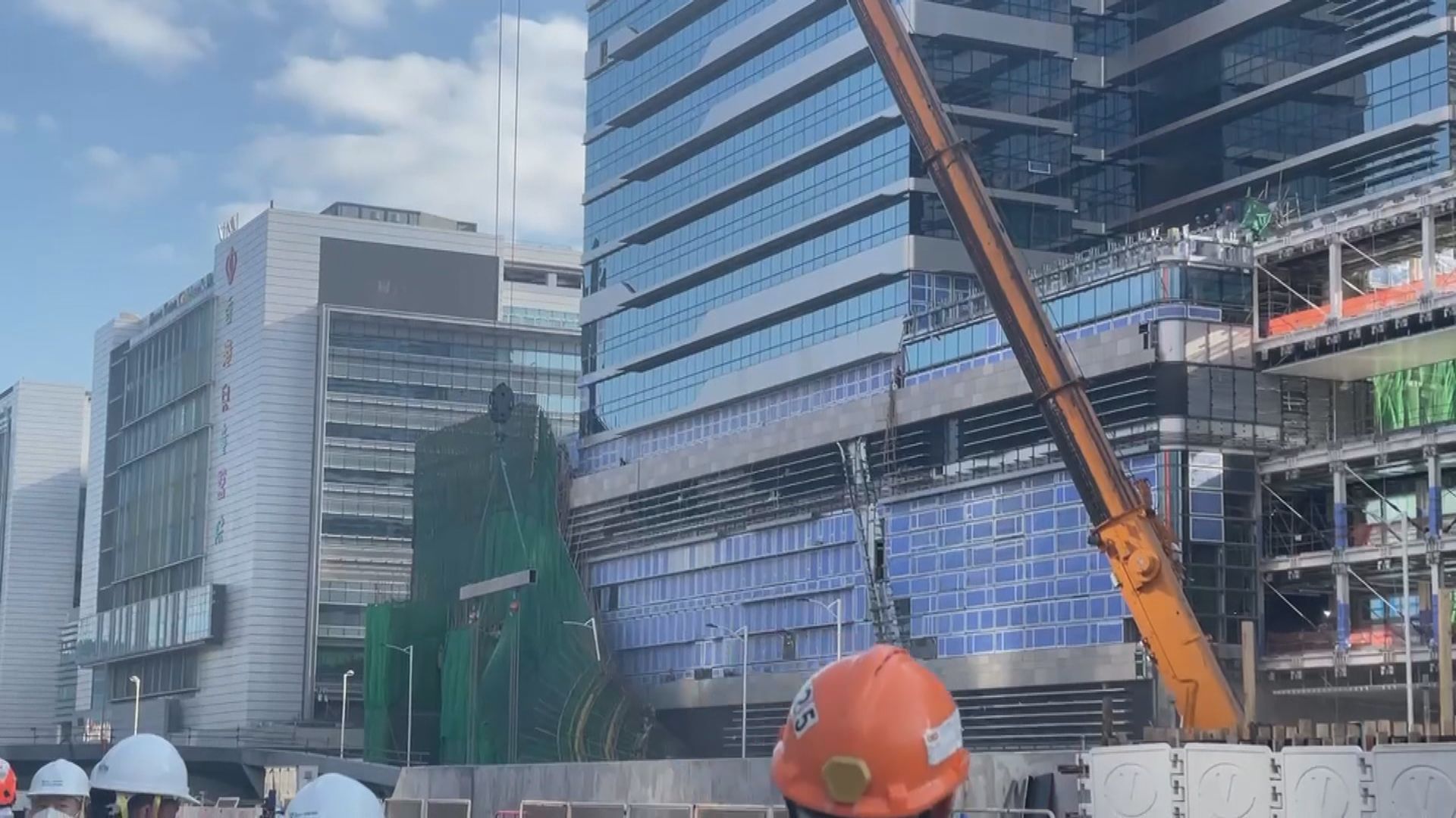 啟德醫院地盤塌棚架　11名工人傷兩人危殆