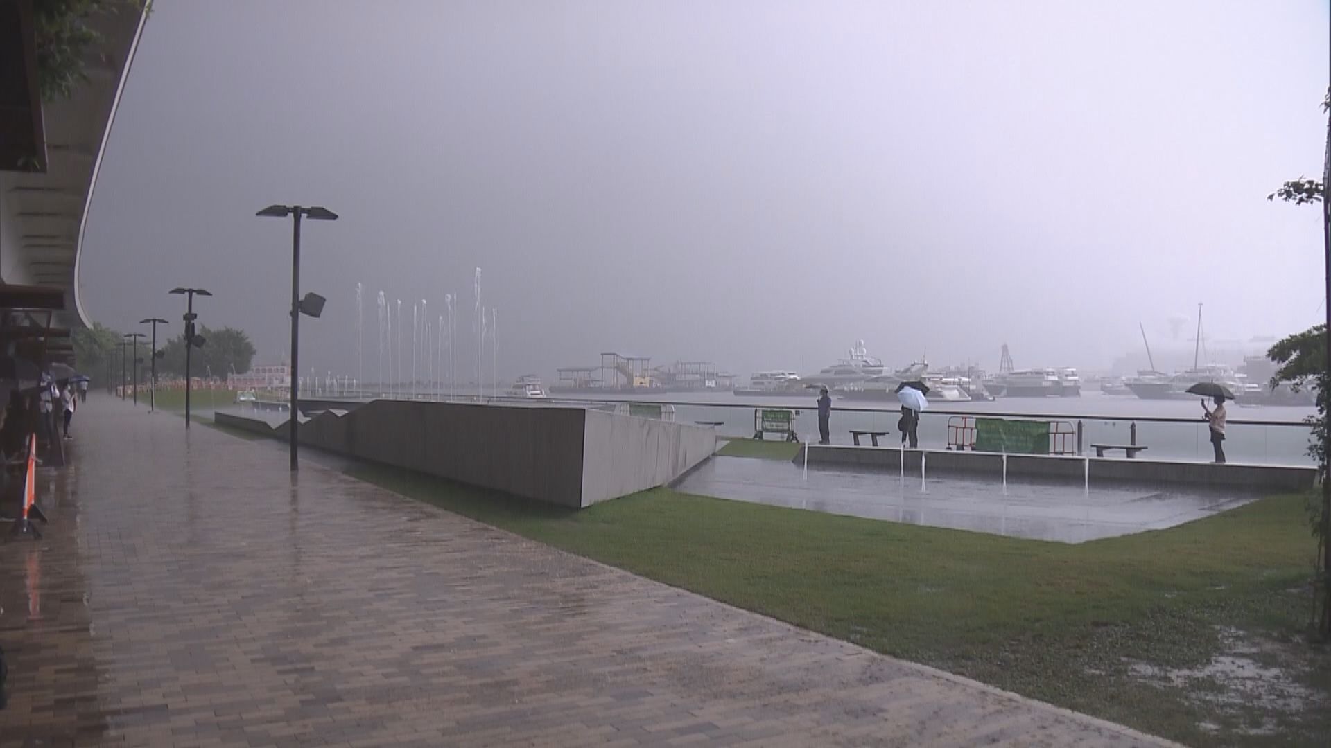 觀塘海濱音樂噴泉重開　康文署指會加強巡視