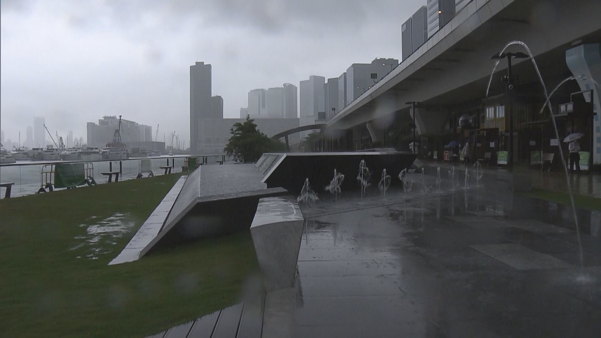 觀塘海濱音樂噴泉重開　增告示牌列明不得作不雅行為