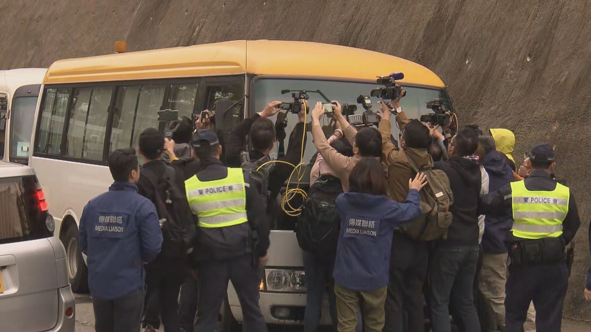 季炳雄出獄被遞解出境前往美國紐約