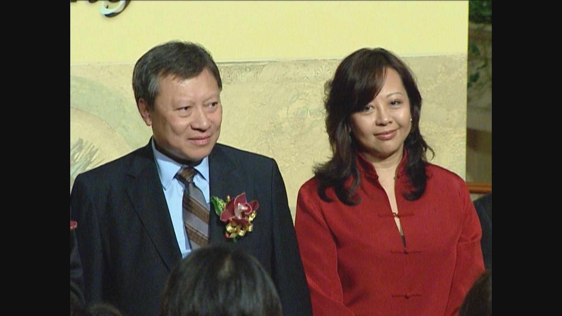 公告指郭炳湘在家人陪伴下安詳離世