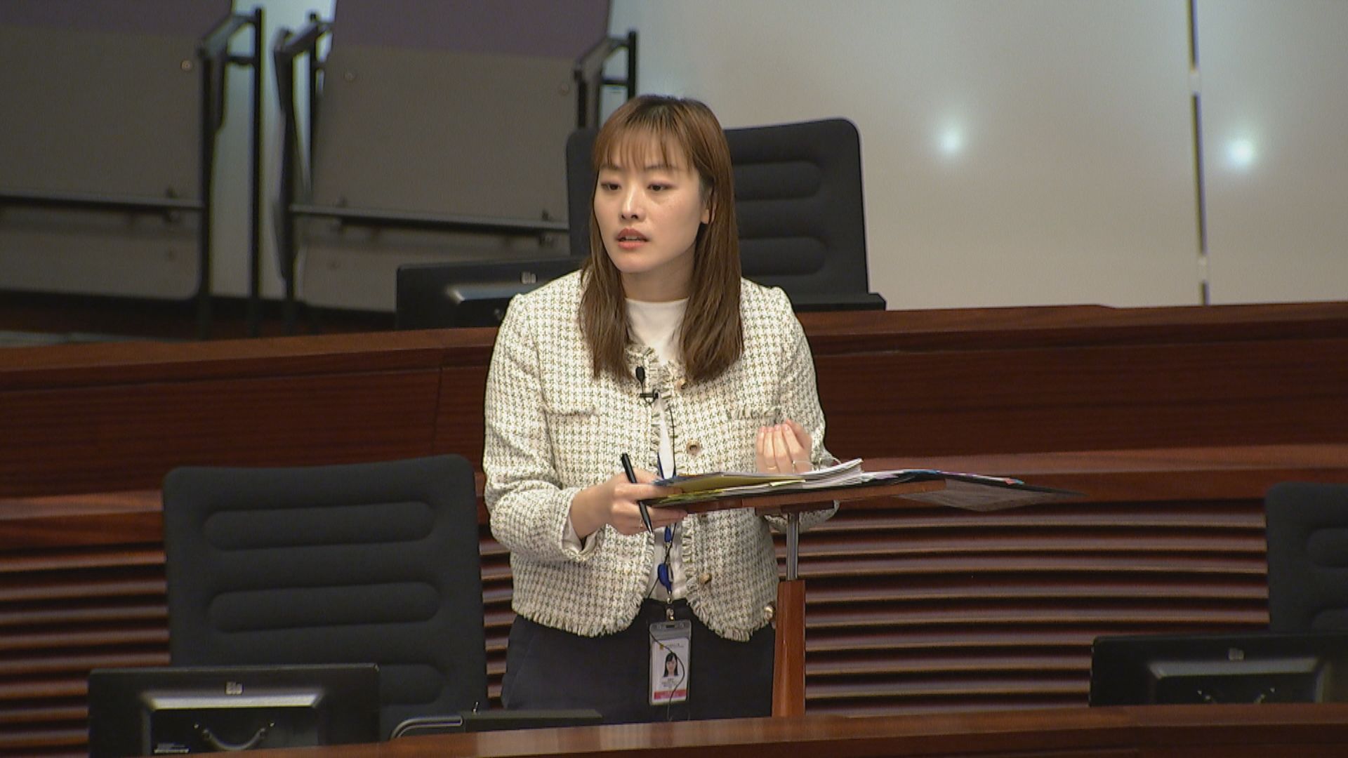 張曼莉：難單靠一條法律處理AI不雅照問題　律政司已成立小組跟進