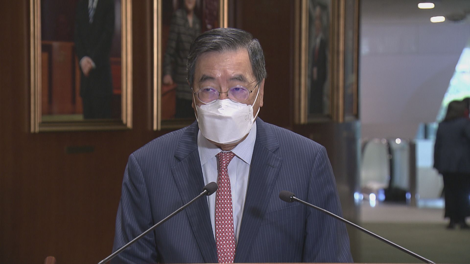 梁君彥：官員與議員如球隊比賽　須互相補位及溝通