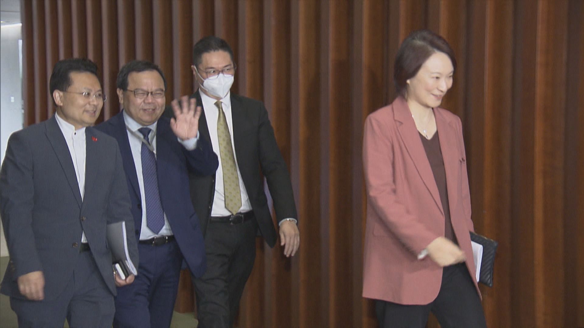 立法會再舉行前廳交流會