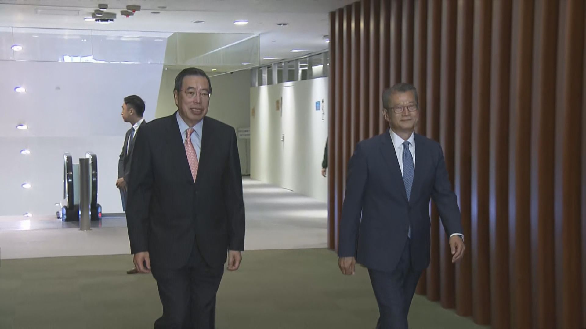 立法會再舉行前廳交流會