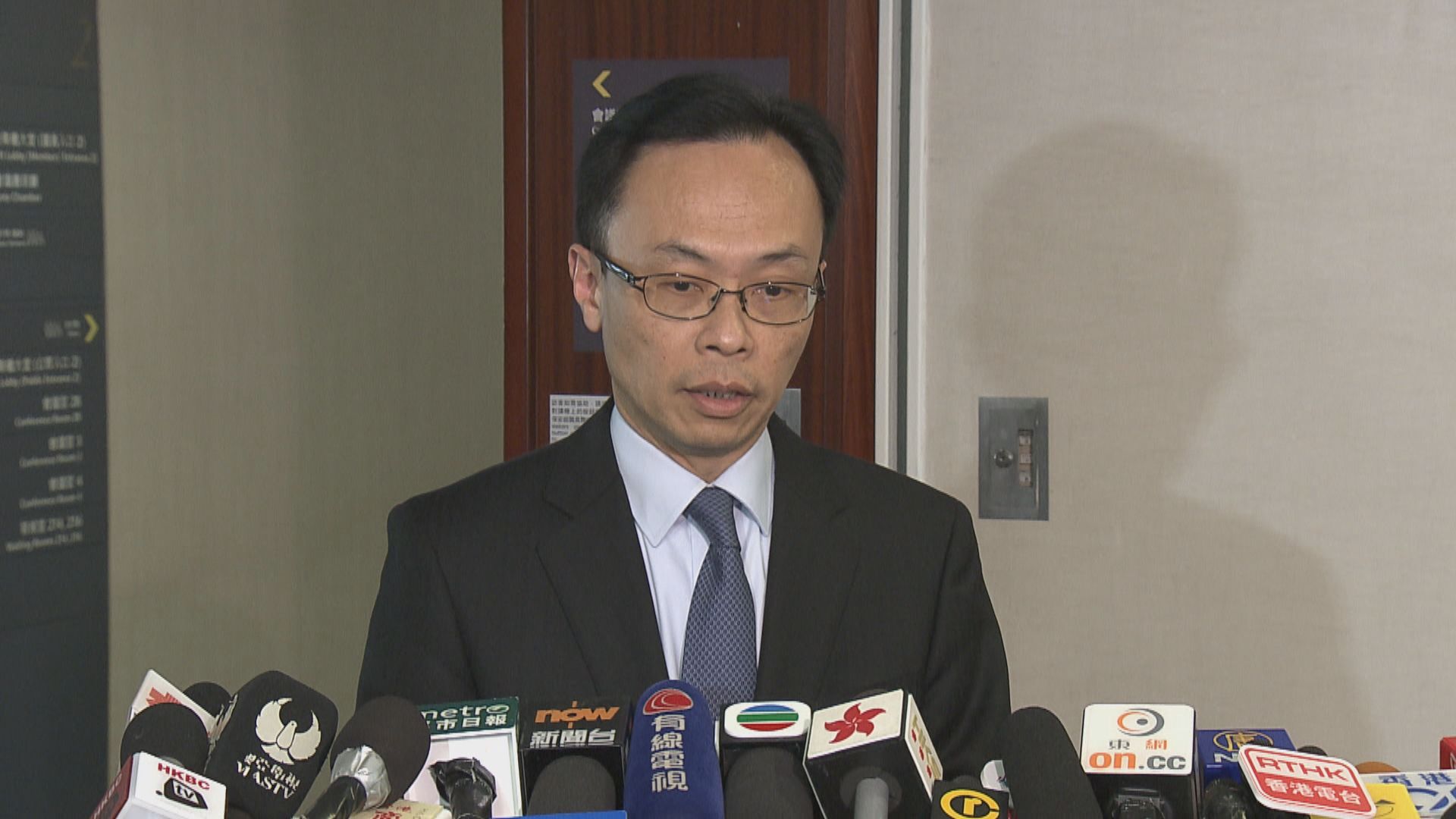 聶德權：國歌法條例草案擬明年初提交立法會