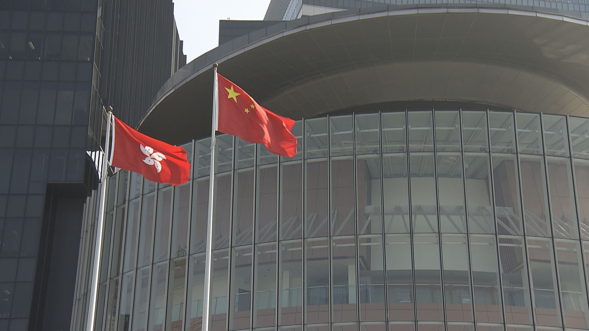 政府︰本月27日恢復國歌法二讀辯論