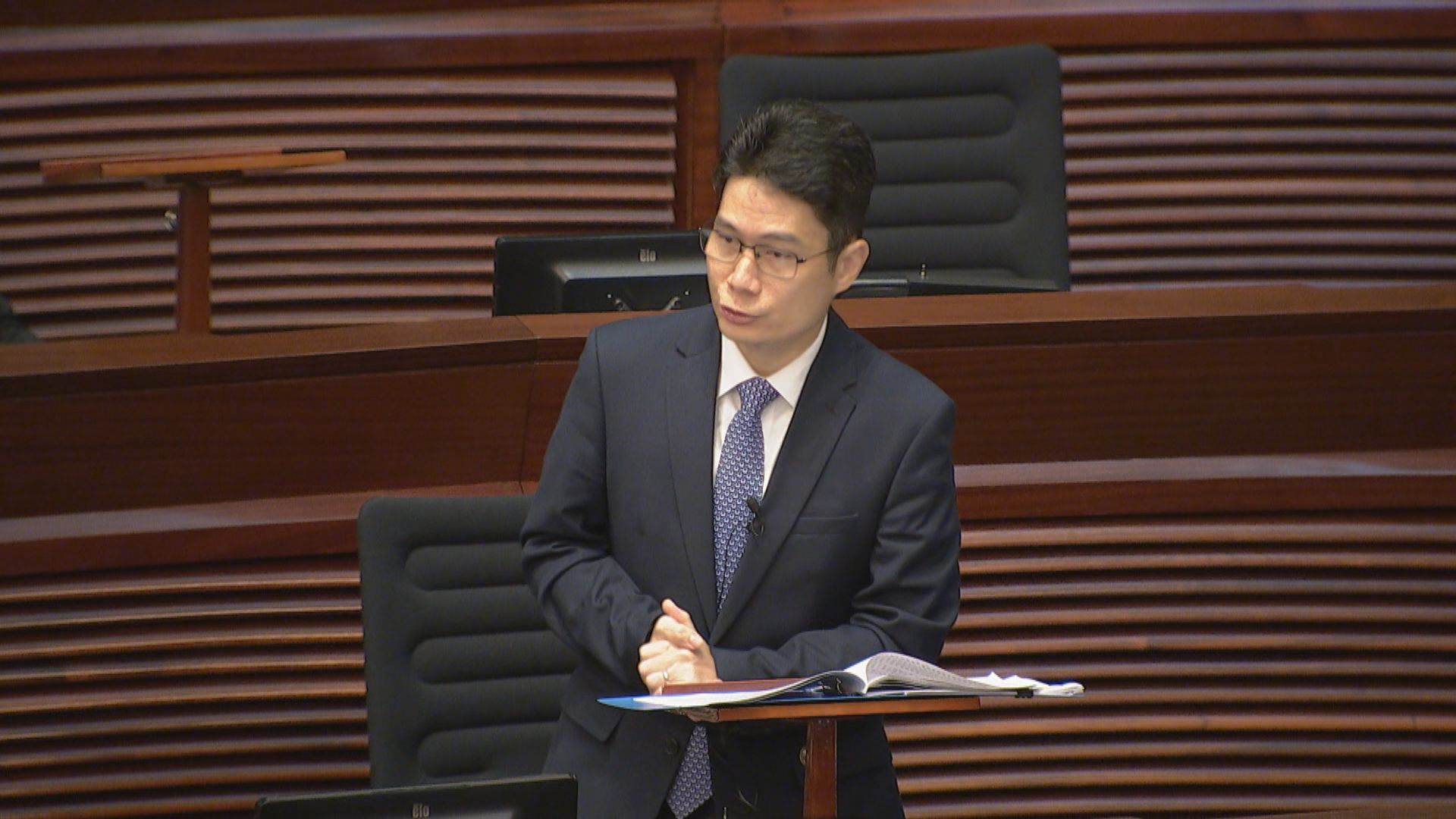 近年有不法分子盜用資料開傀儡戶口　財庫局指已要求銀行減少依賴短訊驗證