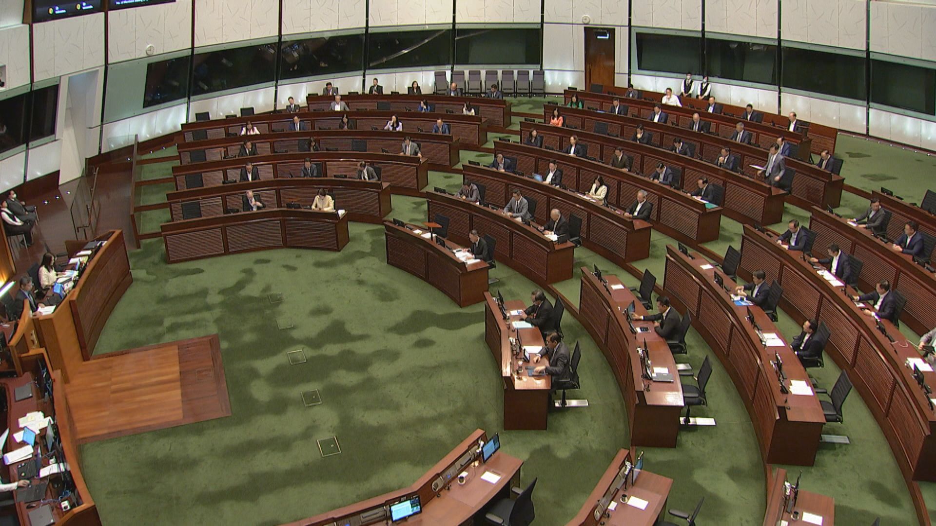 籃球博彩合法化｜立法會三讀通過條例草案(何嘉駿報道)