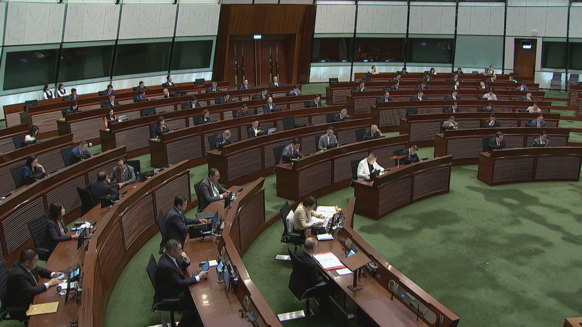 籃球博彩合法化三讀通過　麥美娟：有新措施宣傳沉迷賭博禍害(何嘉駿報道)