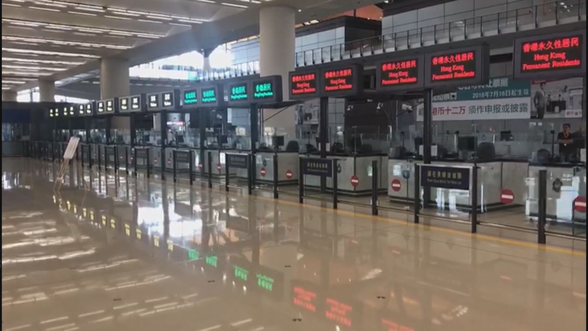 議員參觀港珠澳大橋口岸及香港接線