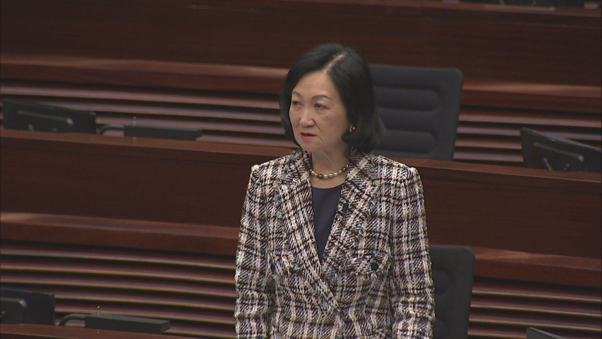 立法會恢復二讀辯論撥款條例草案　有議員指不應恆常派消費券