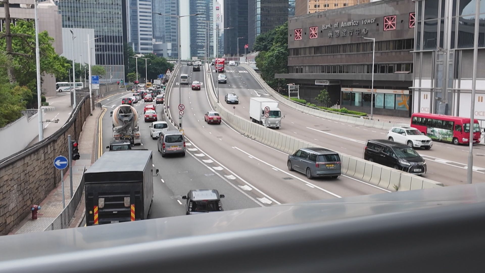 網約車規管｜議員引述消息指牌照首階段上限1萬個