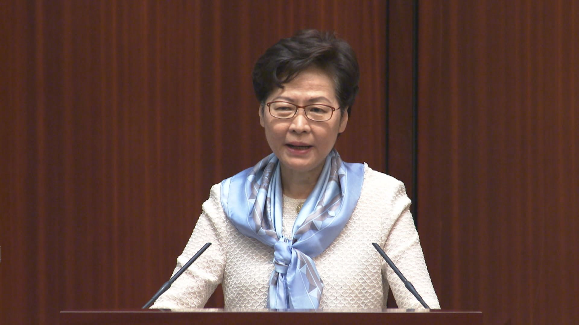 林鄭：巴士公司「蝕到入肉」　若不加票價基層市民亦會受影響