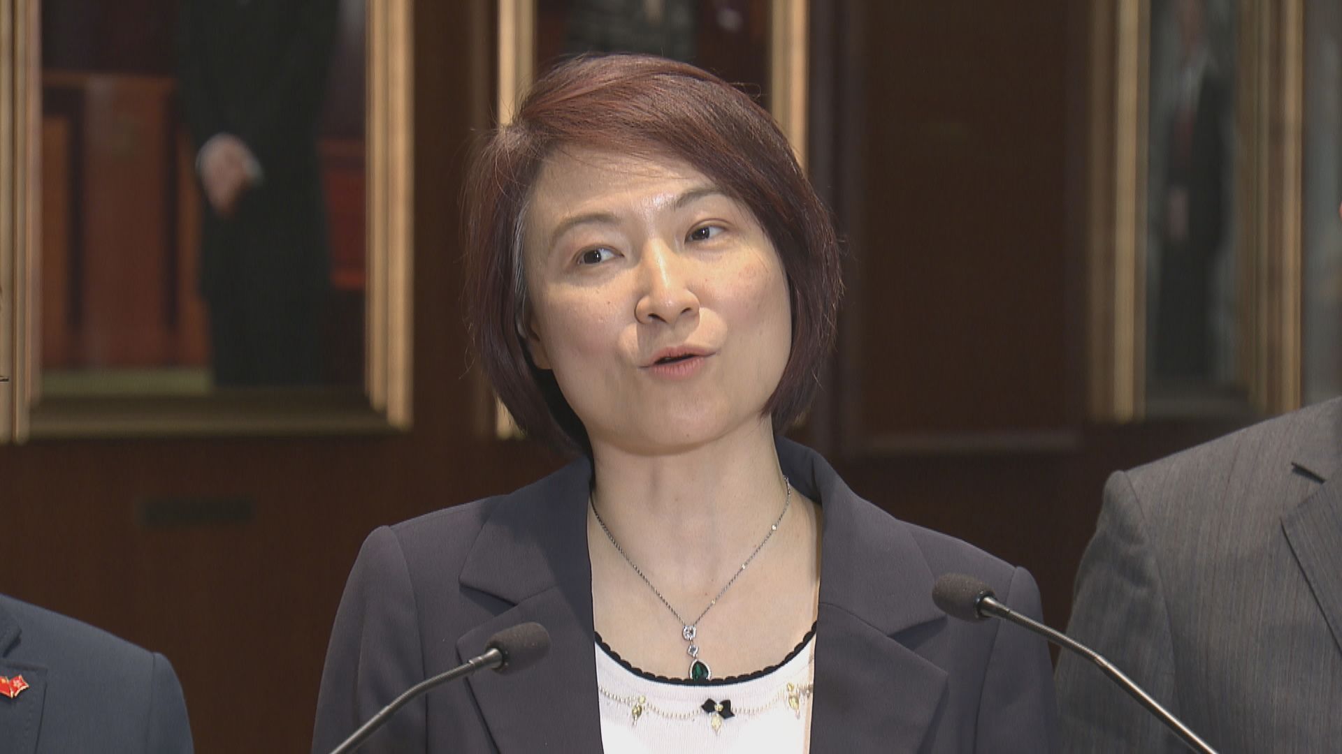 人大常委會下周一開會 李慧琼要求取消港人北上「黑碼」要求