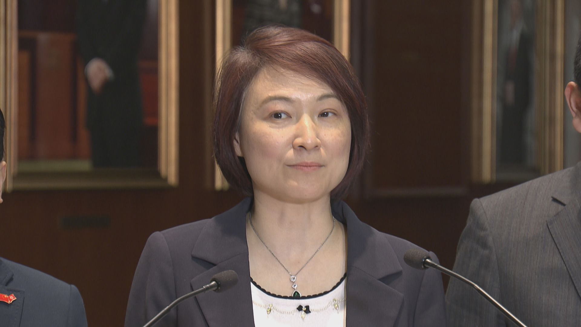 李慧琼下周北京開會 建議取消「黑碼」及推行「高鐵地鐵化」