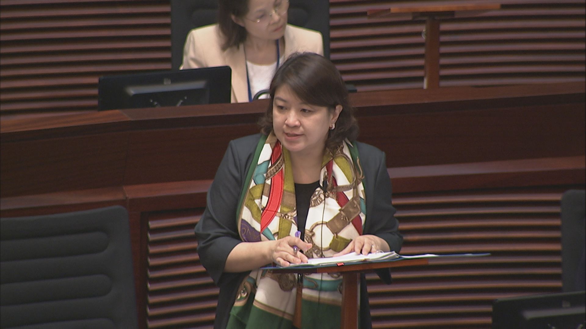 議員倡重開指定診所 李夏茵：增加普通科門診名額更合適