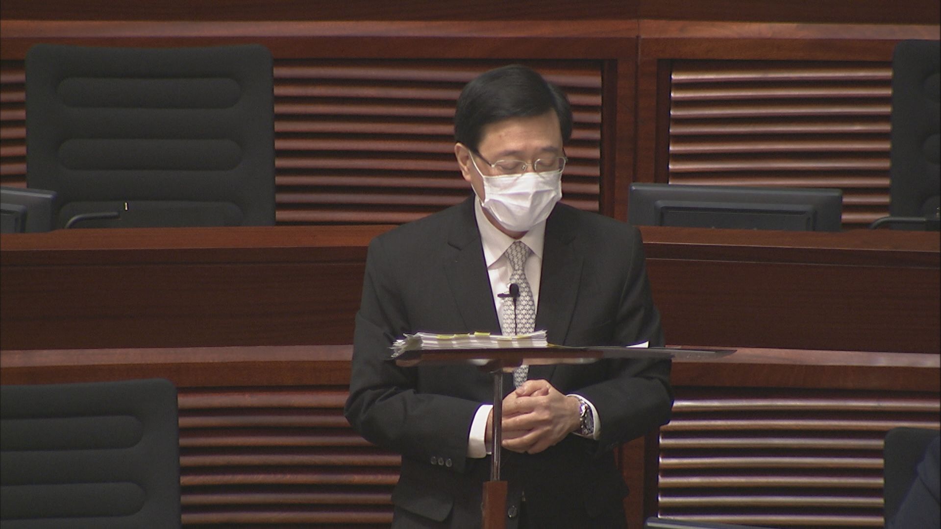 鄭松泰憂皇崗口岸一地兩檢有跨境執法　李家超斥妖言惑眾