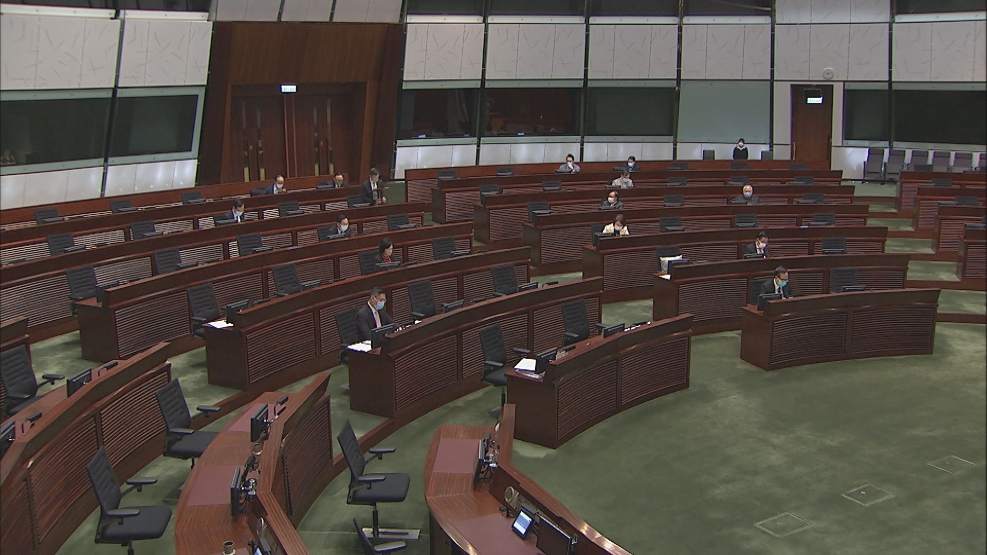 立法會修改議事規則　行爲不檢議員或被暫停職務