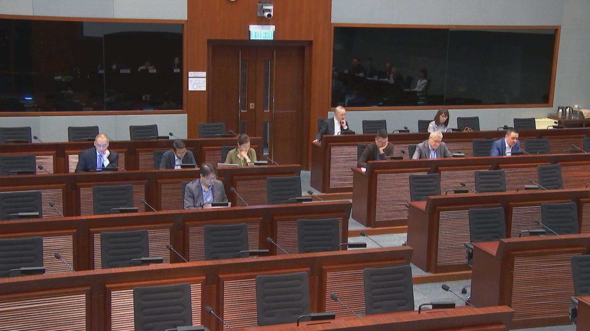 立會討論中大校董會改組 段崇智再缺席惹批評